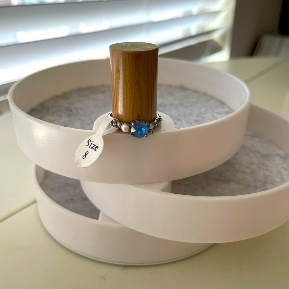 Fragrant Jewels Ring size 8